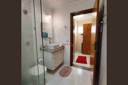 14_photo/94ce5fa185.82d60d4a6b7f5d9d-ATLAS-df507f60-d28e-4808-99a8-6d53539014c6.jpg de casa à venda com 4 quartos, 224m² em Vila Adelaide Perella, Guarulhos