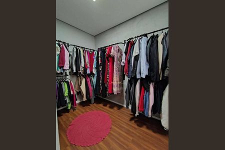 12_photo/94ce5fa3e1.4cea1a0b3f6bbd2f-ATLAS-9a15b6d3-787b-4d40-80fa-d2fa89d11c04.jpg de casa à venda com 3 quartos, 240m² em Vila Melliani, Guarulhos