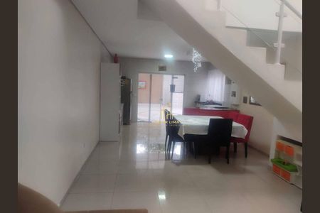 7_photo/94ce5fa3e1.4cea1a0b3f6bbd2f-ATLAS-bd488403-35c4-4555-96c3-b77816e875d5.jpg de casa à venda com 3 quartos, 240m² em Vila Melliani, Guarulhos