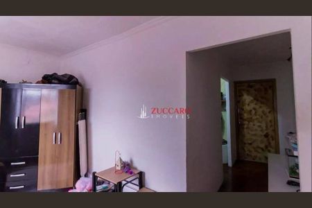 8_photo/94ce5fa41b.b2c1f66c79c6256c-ATLAS-4dc527b3-413b-41bf-bf5e-3c8d7917344a.jpg de casa à venda com 2 quartos, 180m² em Vila Calegari, Guarulhos