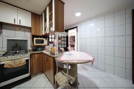 6_photo/94ce5fc831.6b2453e70642c87c-ATLAS-4086f1af-d9c9-44b8-9d55-2c7372e27ed8.jpg de casa à venda com 8 quartos, 300m² em Jardim Piratininga, São Paulo