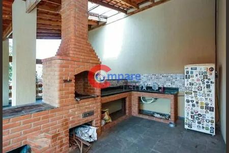 8_photo/94ce5ff4f7.b7a28b76476596d7-ATLAS-c9f072a5-4936-4dcb-bb76-7825db4b3923.jpg de casa à venda com 3 quartos, 240m² em Vila Augusta, Guarulhos