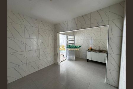 11_photo/94ce5ff51b.b78724e314d6bd0c-ATLAS-c780ce77-3940-405d-be06-b9a1e3e3dc1e.jpg de casa para alugar com 2 quartos, 70m² em Vila das Palmeiras, Guarulhos