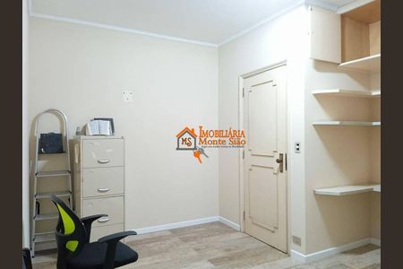 9_photo/94ce5ff6ef.ceff8192393c33de-ATLAS-7275a652-a135-4497-bd65-291e8aa1c42e.jpg de casa para alugar com 4 quartos, 190m² em Jardim Santa Francisca, Guarulhos