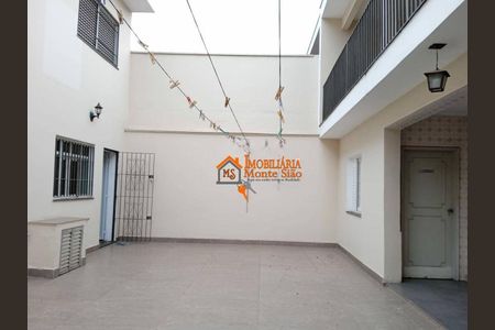 22_photo/94ce5ff6ef.ceff8192393c33de-ATLAS-b8a76019-196c-4ed3-a583-7abf7aca1aec.jpg de casa para alugar com 4 quartos, 190m² em Jardim Santa Francisca, Guarulhos