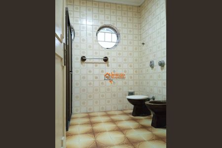 17_photo/94ce5ff6ef.ceff8192393c33de-ATLAS-be4af477-251e-4d90-b928-de35bf68387c.jpg de casa para alugar com 4 quartos, 190m² em Jardim Santa Francisca, Guarulhos