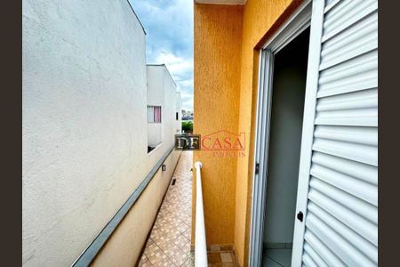 8_photo/94ce61aa7f.c7baea140fc48cda-ATLAS-2fe6c29b-3621-404d-a4b0-a6b6171c78c8.jpg de casa à venda com 2 quartos, 68m² em Vila Paranagua, São Paulo