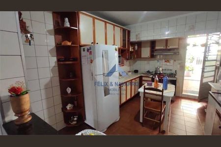 10_photo/94ce61cda9.b7a28b76476596d7-ATLAS-6c42bb74-0ae2-49ee-b67c-1b625fdf3b18.jpg de casa à venda com 3 quartos, 188m² em Cumbica, Guarulhos