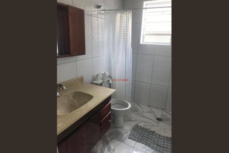 5_photo/94ce61db3b.0390a24ffe67f754-ATLAS-1816d6ba-cf14-453e-9e8d-5ed3e6223f89.jpg de casa à venda com 2 quartos, 115m² em Vila Nova Cumbica, Guarulhos