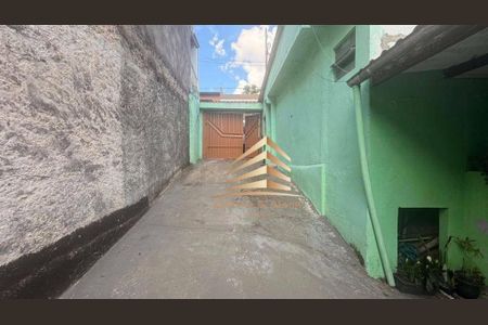 3_photo/94ce61dd6b.74a96c0b2c4b8c29-ATLAS-36830746-3076-4726-92c6-b3bd05e7b5f7.jpg de casa à venda com 3 quartos, 200m² em Parque Uirapuru, Guarulhos