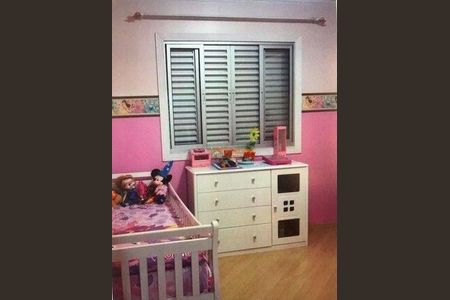 5_photo/94ce61e177.ceff8192393c33de-ATLAS-365bff8d-aa5b-462d-94e1-ca383164f3fb.jpg de casa à venda com 3 quartos, 155m² em Jardim Ottawa, Guarulhos