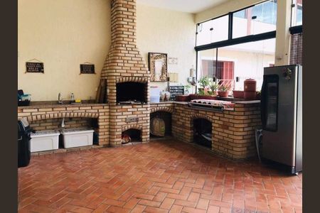 10_photo/94ce61e445.c27bb358fc36071b-ATLAS-89e8edfd-74ef-48a2-8ca8-1f4ad650f4f3.jpg de casa à venda com 2 quartos, 188m² em Jardim Ottawa, Guarulhos