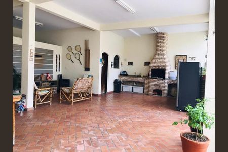 6_photo/94ce61e45b.a49d907f0912b726-ATLAS-1fb5d617-6045-4b22-b5ea-ceeebd0e6b93.jpg de casa à venda com 2 quartos, 188m² em Jardim Ottawa, Guarulhos