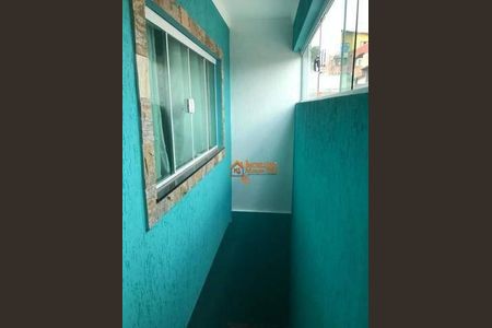 4_photo/94ce61f6c3.ceff8192393c33de-ATLAS-ccc37e3d-ff3b-43f0-9e68-8a55266ecc1a.jpg de casa à venda com 8 quartos, 320m² em Jardim Katia, Guarulhos