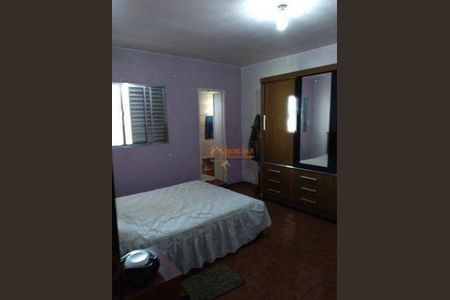 6_photo/94ce61f89f.ceff8192393c33de-ATLAS-8ca6d28d-b877-4e14-9b13-81366c9fbf4f.jpg de casa à venda com 3 quartos, 88m² em Jardim Cumbica, Guarulhos