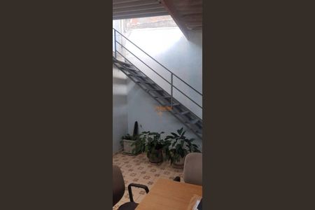 11_photo/94ce61f9d1.ceff8192393c33de-ATLAS-4774e5c6-b671-4bf4-b97c-dfc51c30dc7e.jpg de casa à venda com 5 quartos, 200m² em Jardim Cumbica, Guarulhos