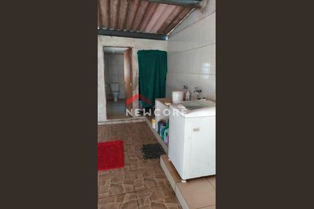 2_photo/94ce61feff.e2451d589f4ca2b2-ATLAS-8b3d2a3a-29a2-4596-9e53-83df563436cb.jpg de casa à venda com 3 quartos, 344m² em Jardim Cumbica, Guarulhos