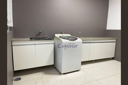 5_photo/94ce61ff65.ae51fdf35dd2c9d6-ATLAS-26daa675-1fa6-4d0c-aecf-dfaf32f5ff8d.jpg de casa à venda com 5 quartos, 253m² em Jardim Cumbica, Guarulhos