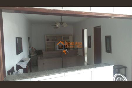 4_photo/94ce620005.5b5cdc15c3d89a9d-ATLAS-1f998bfc-cc1e-44c8-8d32-fea8a62a9d3e.jpg de casa à venda com 7 quartos, 160m² em Jardim Cumbica, Guarulhos