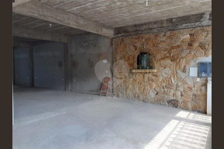 5_photo/94ce62026d.470e3b4ecc8ee2ef-ATLAS-4dbc3d91-063f-4147-8122-92487c5d7481.jpg de casa à venda com 5 quartos, 175m² em Jardim Cumbica, Guarulhos