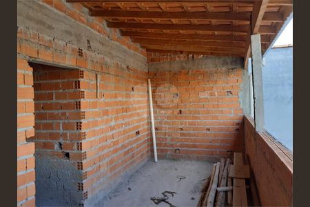 12_photo/94ce62026d.470e3b4ecc8ee2ef-ATLAS-530e61a7-c9b7-4a92-9c09-ecdce2ee5788.jpg de casa à venda com 5 quartos, 175m² em Jardim Cumbica, Guarulhos