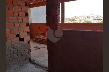 11_photo/94ce62026d.470e3b4ecc8ee2ef-ATLAS-8e4bccf8-791e-442a-b704-bfe812305bef.jpg de casa à venda com 5 quartos, 175m² em Jardim Cumbica, Guarulhos