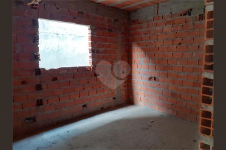 1_photo/94ce62026d.470e3b4ecc8ee2ef-ATLAS-c2218c34-3ad5-4b09-95f1-4adde5254d9a.jpg de casa à venda com 5 quartos, 175m² em Jardim Cumbica, Guarulhos