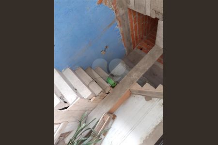 12_photo/94ce62026d.470e3b4ecc8ee2ef-ATLAS-d382052d-9d89-4f38-ac70-b9552915d087.jpg de casa à venda com 5 quartos, 175m² em Jardim Cumbica, Guarulhos