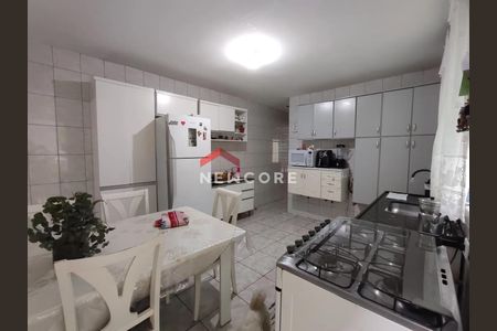 6_photo/94ce620677.fbcd7a2e7ac63d93-ATLAS-122f30ee-d137-4df0-9421-a1b410f65462.jpg de casa à venda com 4 quartos, 180m² em Parque Industrial Cumbica, Guarulhos