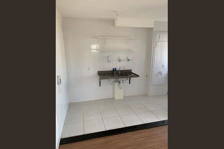 3_photo/94ce6207d1.2f15d505e37c7ac5-ATLAS-ce06c9a2-dad2-4d79-bb84-99447d77929e.jpg de apartamento à venda com 2 quartos, 45m² em Parque Industrial Cumbica, Guarulhos