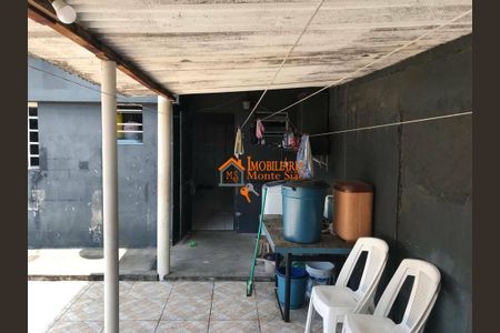 2_photo/94ce6207f1.ceff8192393c33de-ATLAS-087555c2-63c1-4abe-9abd-e1c96dd3009d.jpg de casa à venda com 4 quartos, m² em Vila Paraiso, Guarulhos