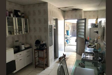 4_photo/94ce620807.96e81d73ac213d8c-ATLAS-c4ee3717-8bb9-47cd-bed3-a209d467ec17.jpg de casa à venda com 4 quartos, 100m² em Vila Paraiso, Guarulhos