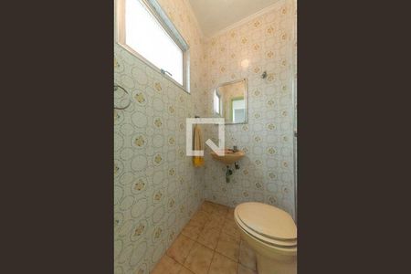 8_photo/94ce62080f.2589b1fd00b31c34-ATLAS-7d574850-342b-4d58-a0f5-2d763b6985ef.jpg de casa à venda com 4 quartos, 218m² em Vila Paraiso, Guarulhos