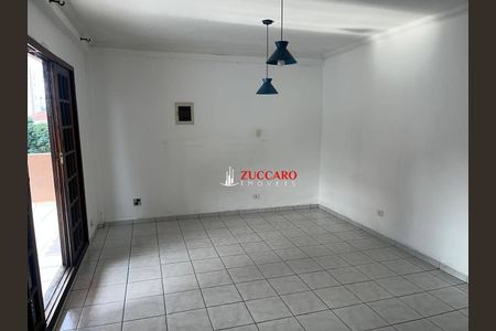 9_photo/94ce620893.dc0e72cefe11fc86-ATLAS-e117a783-b900-4933-b8ef-9cc380e230bb.jpg de casa à venda com 4 quartos, 336m² em Vila Paraiso, Guarulhos