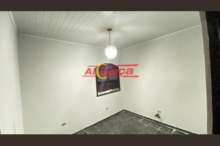 9_photo/94ce620c6d.9eb5d2fc35c3b0f7-ATLAS-75676f59-9c0f-4002-9bf2-b90565292044.jpg de casa à venda com 4 quartos, 150m² em Vila Paraiso, Guarulhos