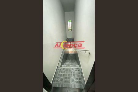 10_photo/94ce620c6d.9eb5d2fc35c3b0f7-ATLAS-8b3fe2f6-b9aa-4dd1-a165-9523f1cf3f04.jpg de casa à venda com 4 quartos, 150m² em Vila Paraiso, Guarulhos