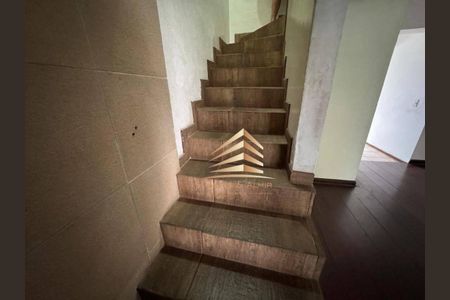 6_photo/94ce620dd7.8c2ca795ebaebe51-ATLAS-52beb7bb-baf1-43f3-b0ef-33c6ab73e7c7.jpg de casa à venda com 4 quartos, 230m² em Vila Paraiso, Guarulhos