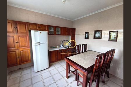 7_photo/94ce620e97.95547c94139eb342-ATLAS-cdaa7366-ef81-4c15-be62-785f162fd5fa.jpg de casa à venda com 4 quartos, 150m² em Pimentas, Guarulhos