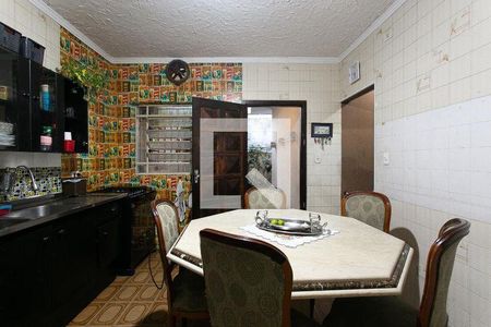 9_photo/94ce620ec3.8f3f2a47dd94676f-ATLAS-9bb8c904-9f5a-459f-a329-c88e921f8c56.jpg de casa à venda com 2 quartos, 210m² em Vila Paraiso, Guarulhos