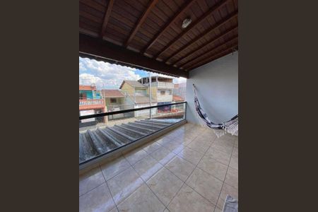 5_photo/94ce620f21.e9cb0e4156902071-ATLAS-504da943-ccb7-4eec-8f55-2801fc1b9dca.jpg de casa à venda com 2 quartos, 73m² em Vila Paraiso, Guarulhos