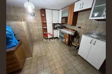 21_photo/94ce620f57.93b8fa184532727f-ATLAS-c2ca2266-b29f-4f64-8a09-c1ccf7bd9d5b.jpg de casa à venda com 4 quartos, 250m² em Parque Industrial Cumbica, Guarulhos
