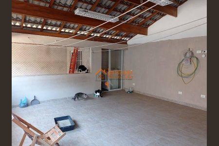 2_photo/94ce620fb9.ceff8192393c33de-ATLAS-5c9be0cf-44c8-40d4-93cc-317b86e30f21.jpg de casa à venda com 3 quartos, 140m² em Vila Izabel, Guarulhos