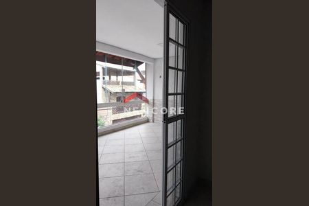 12_photo/94ce6212db.aaaaa2939d8ec39f-ATLAS-421003df-0204-470f-bdfd-829ec79c9484.jpg de casa à venda com 3 quartos, 240m² em Jardim Ansalca, Guarulhos