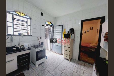 23_photo/94ce62148d.1168d7f35de77434-ATLAS-9f61fd4c-ce8f-4dbd-b4a6-cc7abb20770d.jpg de casa à venda com 3 quartos, 250m² em Jardim Guilhermino, Guarulhos