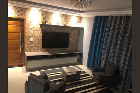 2_photo/94ce6216b9.8ae1cb5ed2a1280b-ATLAS-12cd717d-a7d4-47fb-a97a-cb99a1d1e594.jpg de casa à venda com 3 quartos, 140m² em Jardim Giovana, Guarulhos