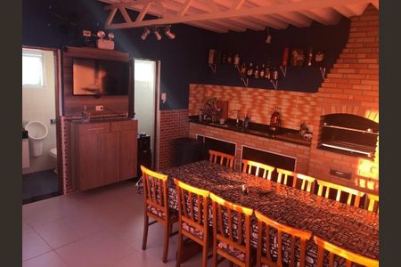 7_photo/94ce6216db.9803aeba41cbaf1e-ATLAS-e64fb401-c4e7-4be2-9bae-8c236cfcaa1c.jpg de casa à venda com 3 quartos, 160m² em Jardim Giovana, Guarulhos