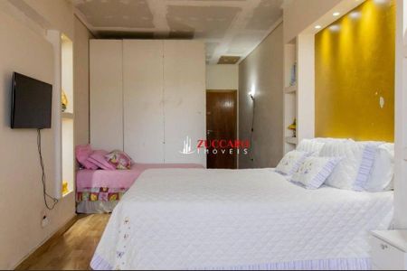 31_photo/94ce621d47.d860f228dcb4f926-ATLAS-879f9d05-eb56-4bfa-a0f7-7d85d6dfe045.jpg de casa à venda com 3 quartos, 375m² em Jardim Cumbica, Guarulhos