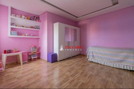 5_photo/94ce621d47.d860f228dcb4f926-ATLAS-acdca41b-5879-4238-8ccb-6c27a6d3e8b9.jpg de casa à venda com 3 quartos, 375m² em Jardim Cumbica, Guarulhos