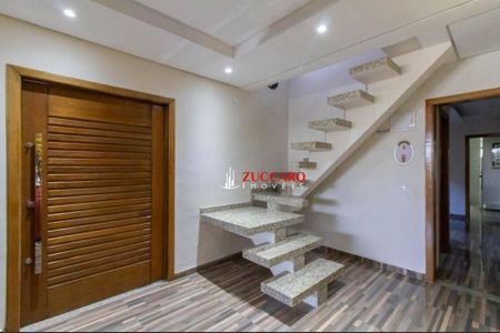 2_photo/94ce621d47.d860f228dcb4f926-ATLAS-db5ea37a-bace-4e62-a406-82aa186c41bb.jpg de casa à venda com 3 quartos, 375m² em Jardim Cumbica, Guarulhos