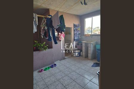 9_photo/94ce6222c3.9f73e101bd22bb98-ATLAS-ff2b1053-9f16-42ca-b54e-e7792d2b60b4.jpg de casa à venda com 3 quartos, 160m² em Jardim Centenario, Guarulhos